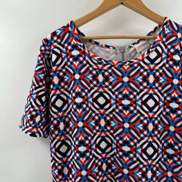 LuLaRoe Amelia Dress 2XL NWT — Classic Fit & Flare with Pockets - Picture 2 of 8